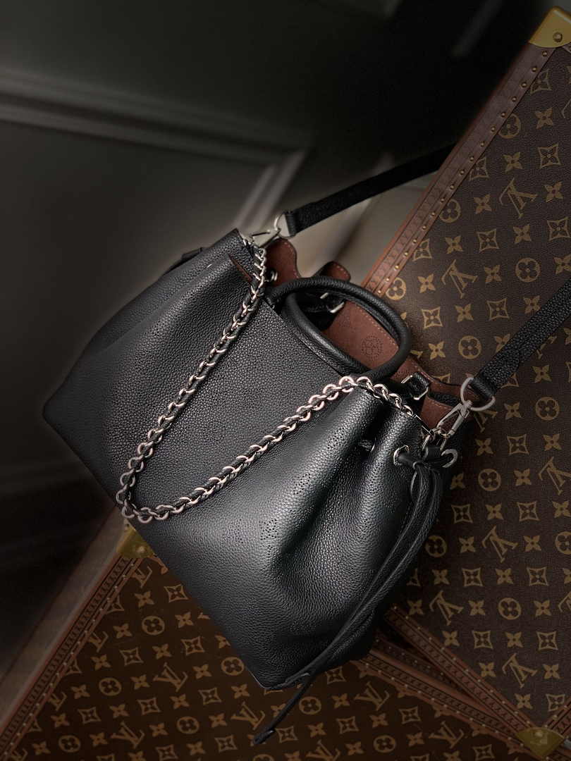 Louis Vuitton Bella Tote M59200 Black Mahina Calfskin - Default Title - View 5