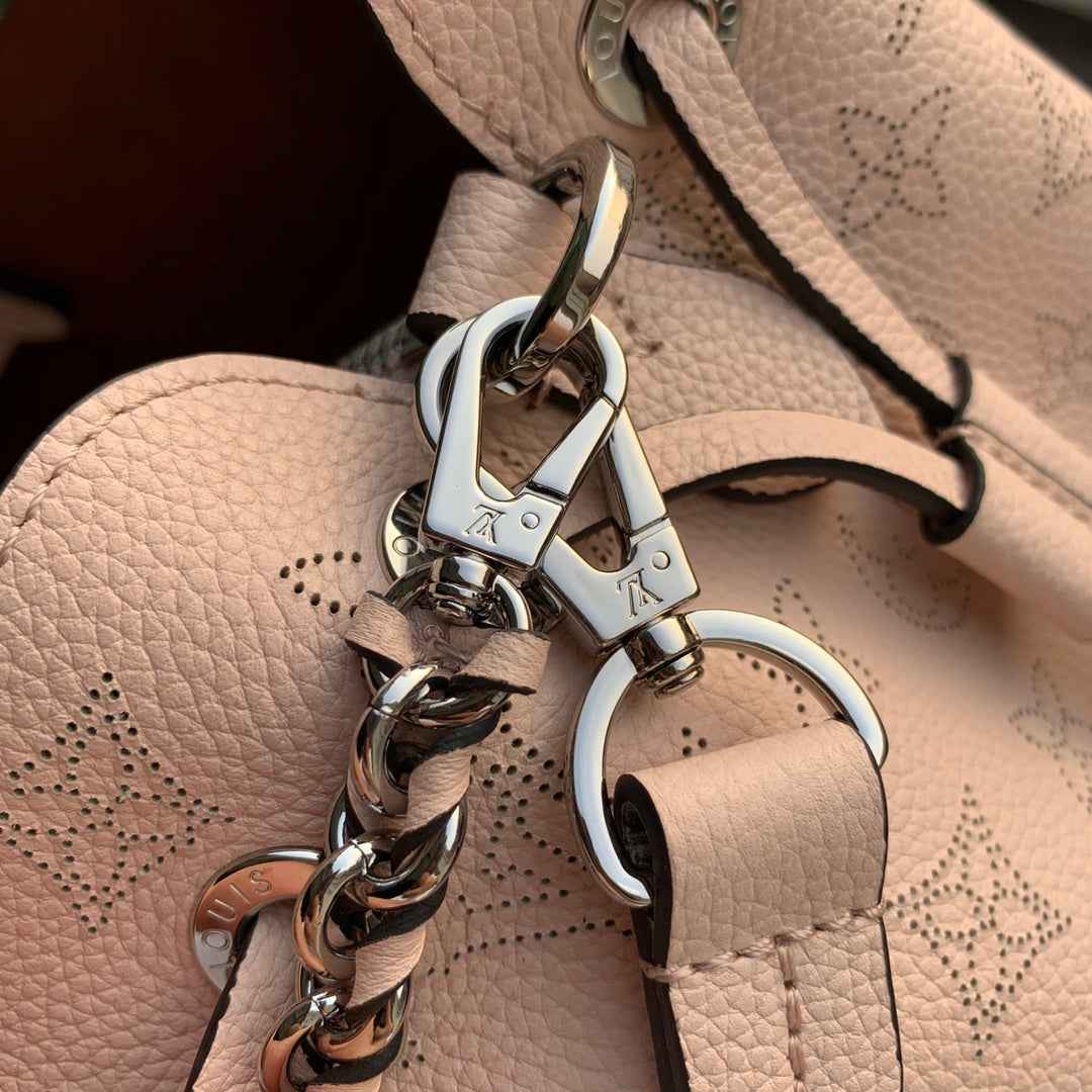 Louis Vuitton Bella Tote M59200 Pink Mahina Calfskin