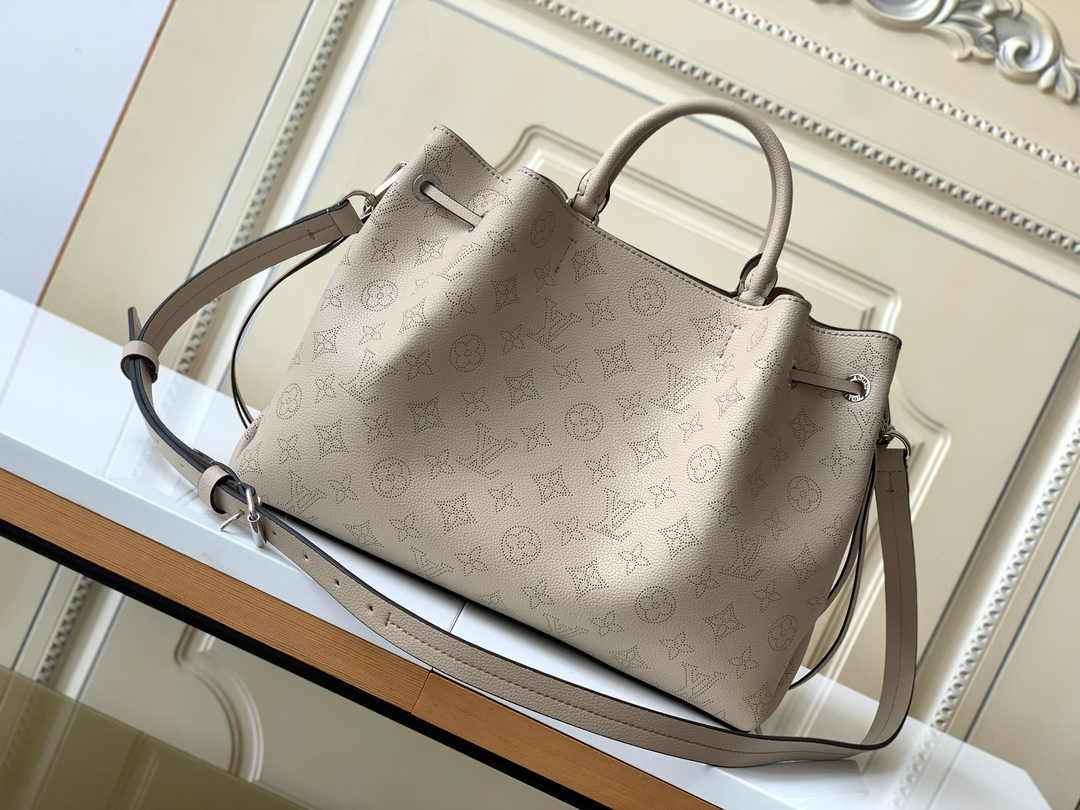 Louis Vuitton Bella Tote M59201 Gray Mahina Calfskin