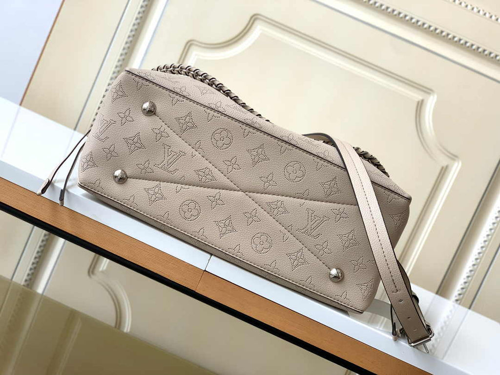 Louis Vuitton Bella Tote M59201 Gray Mahina Calfskin - Default Title - View 4