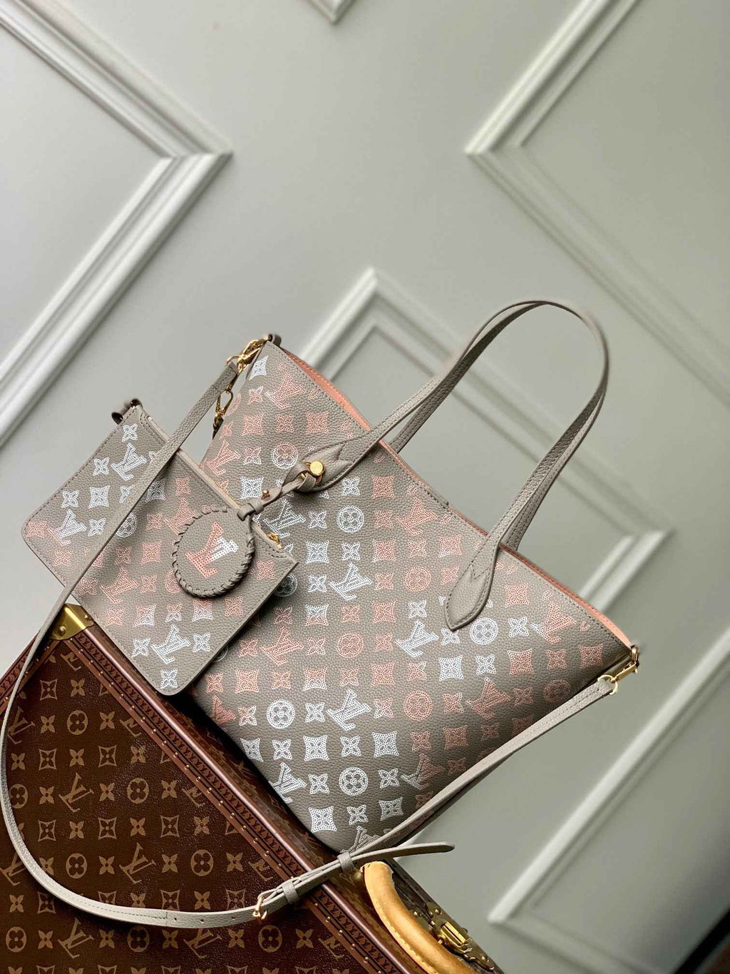 Louis Vuitton Blossom MM Bag M23387 - Default Title - View 1
