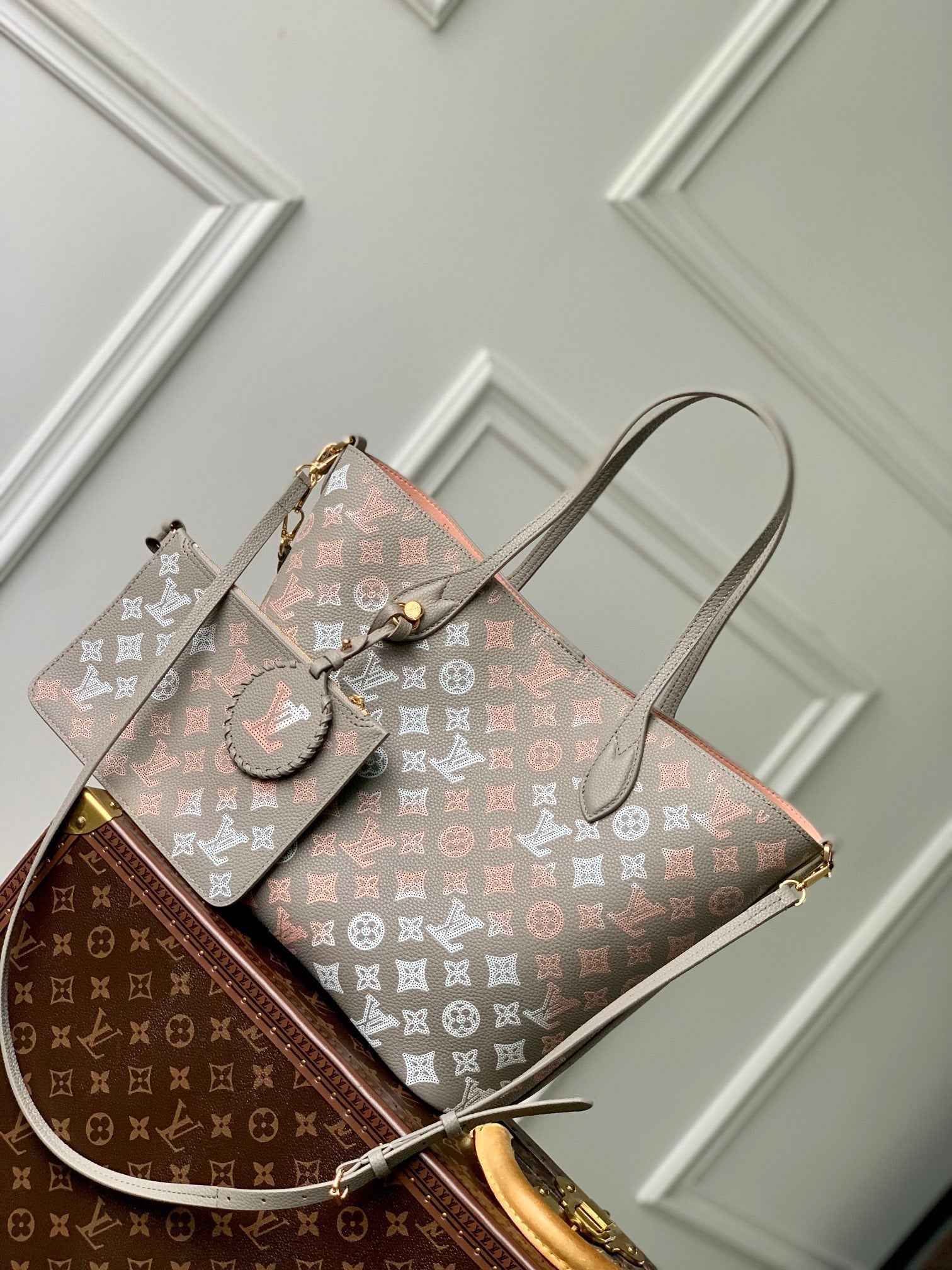 Louis Vuitton Blossom MM Bag M23387 - Default Title - View 1
