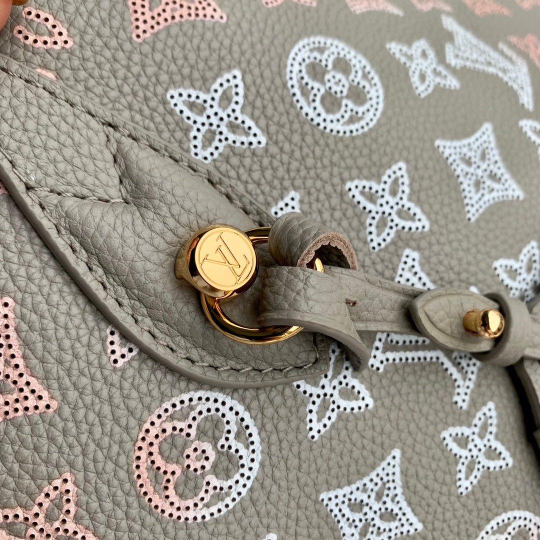 Louis Vuitton Blossom MM Bag M23387 - Default Title - View 6