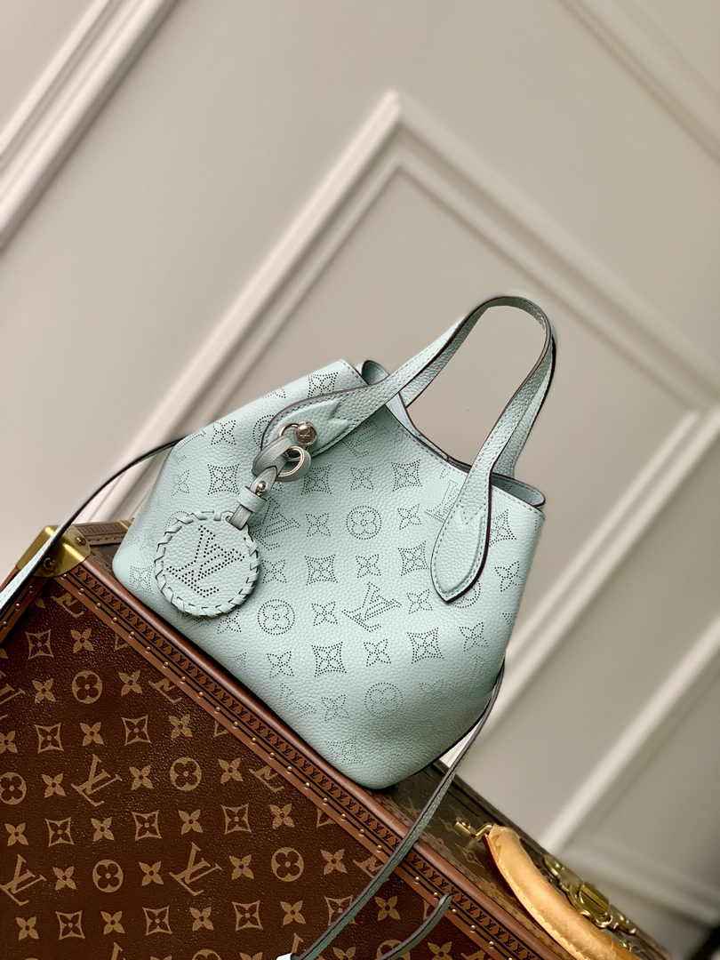 Louis Vuitton Blossom PM Bag M21848 Blue - Default Title - View 1