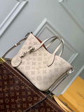 Louis Vuitton Blossom PM Bag M21909 - Default Title - View 1