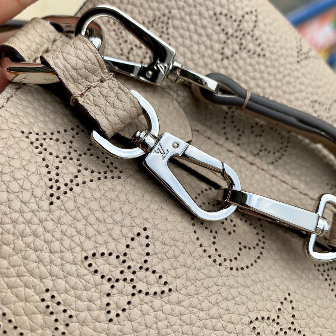 Louis Vuitton Blossom PM Bag M21849 - Default Title - View 8