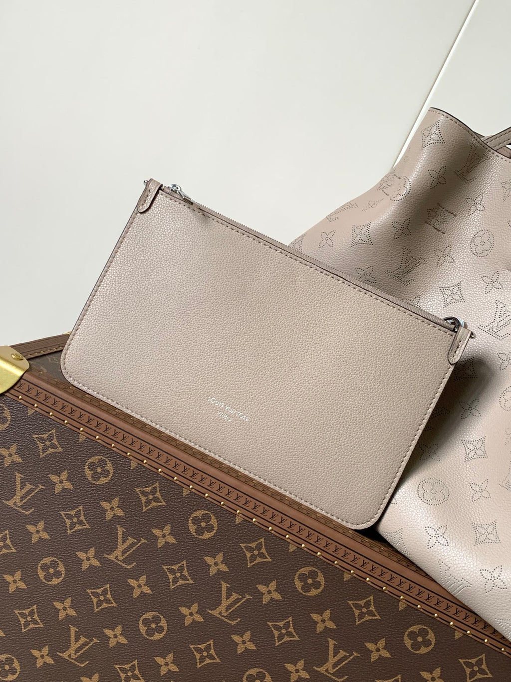 Louis Vuitton Boundless Shoulder Bag M13180 - Beige Mahina Leather