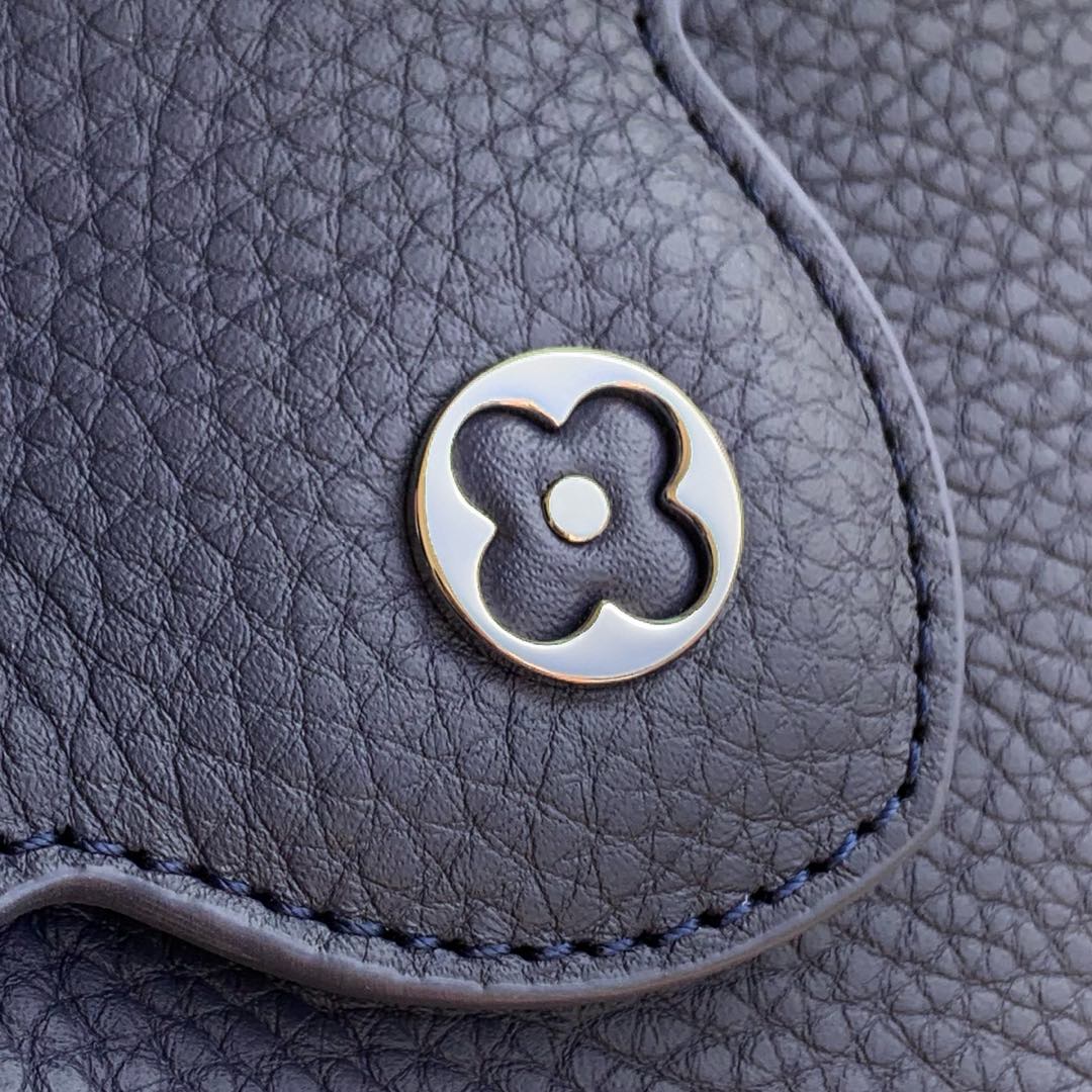 Louis Vuitton Capucines BB Bag, M24728 In Navy Taurillon Leather