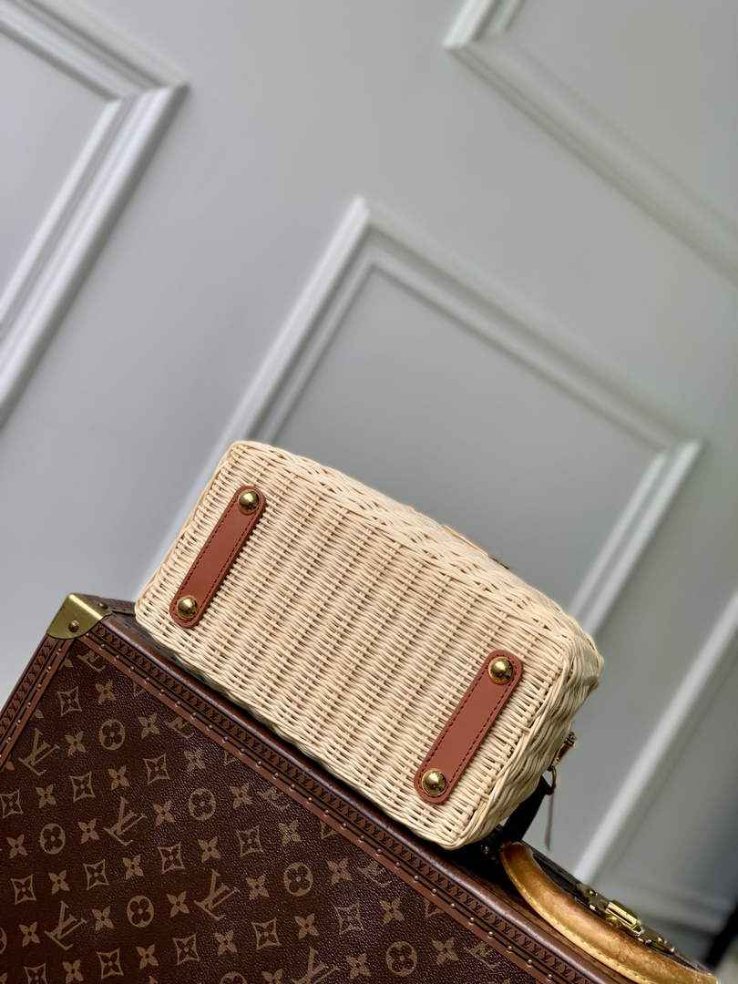 Louis Vuitton Capucines BB Bag, M26025 Brown Rattan and cowhide leather