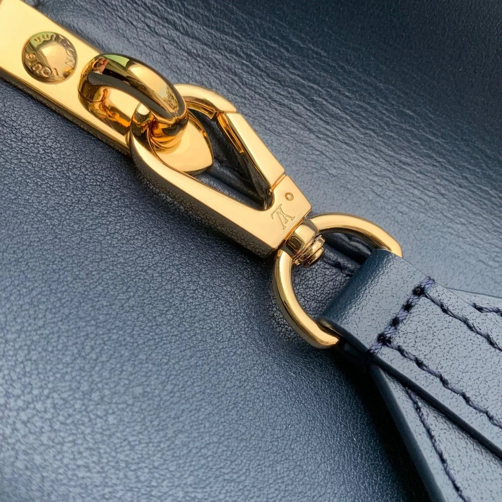Louis Vuitton Capucines GM Souple Bag M14639 Blue