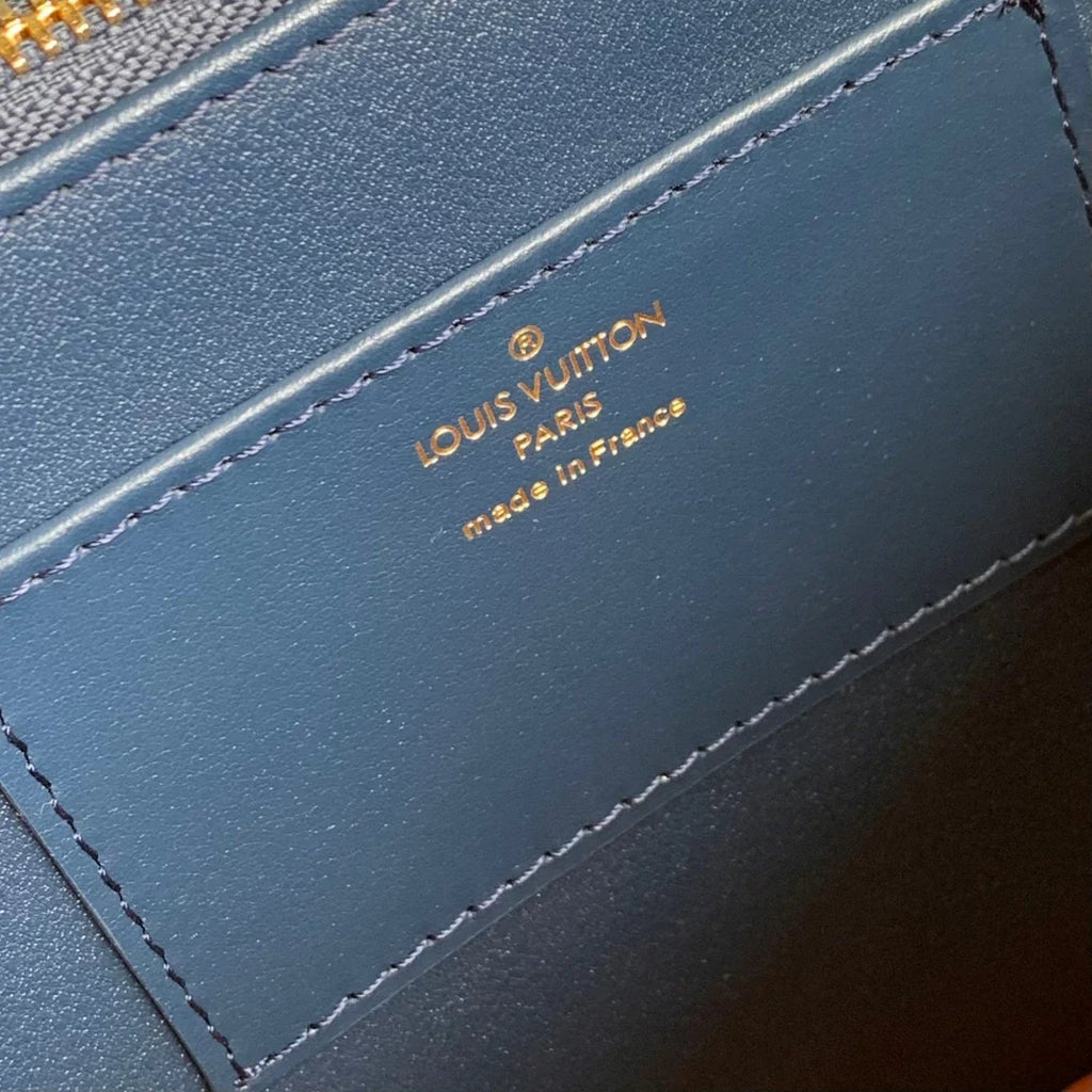 Louis Vuitton Capucines GM Souple Bag M14639 Blue