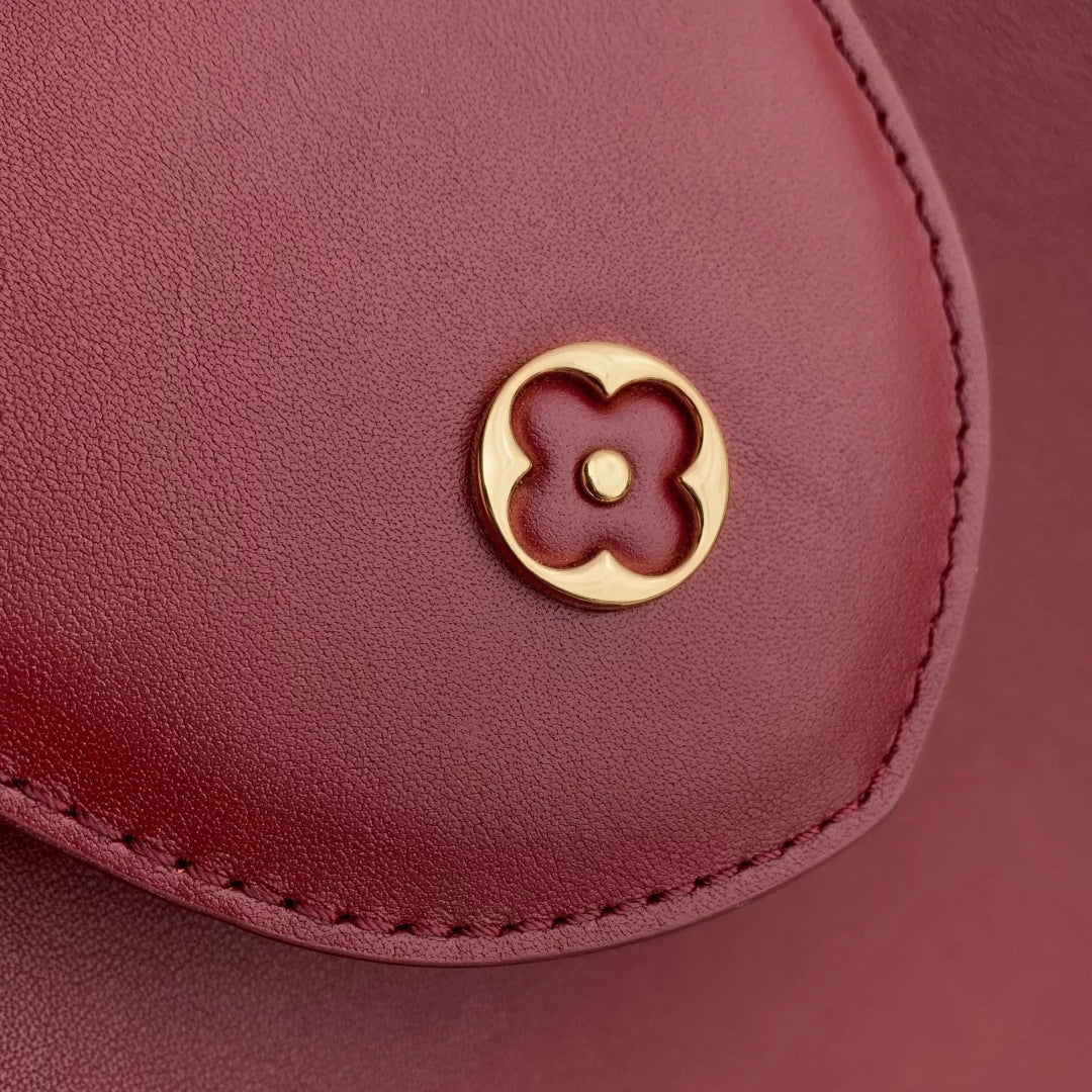 Louis Vuitton Capucines GM Souple Bag M14639 Red