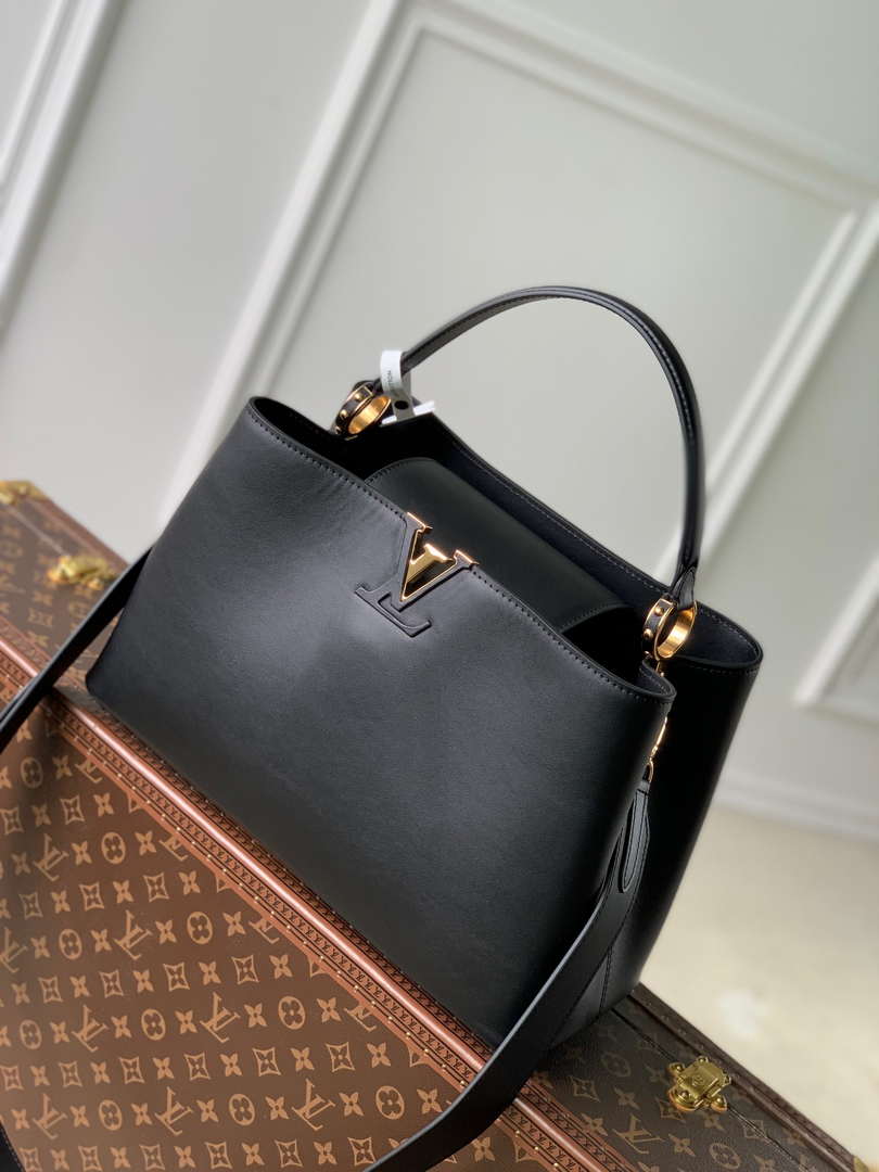 Louis Vuitton Capucines GM Souple M24607 Black