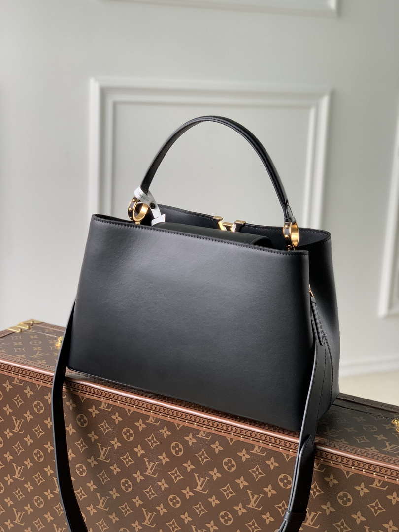 Louis Vuitton Capucines GM Souple M24607 Black