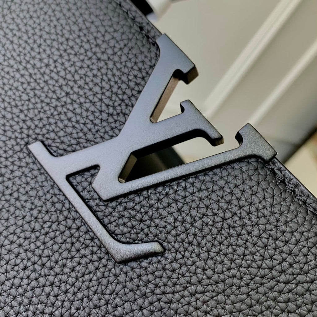 Louis Vuitton Capucines GM Souple M24880 Black