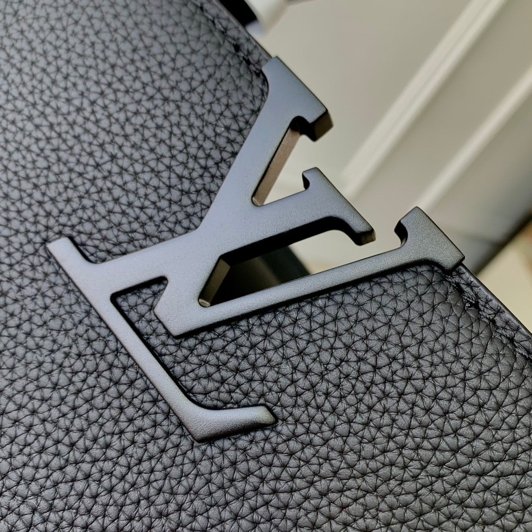 Louis Vuitton Capucines GM Souple M24880 Black