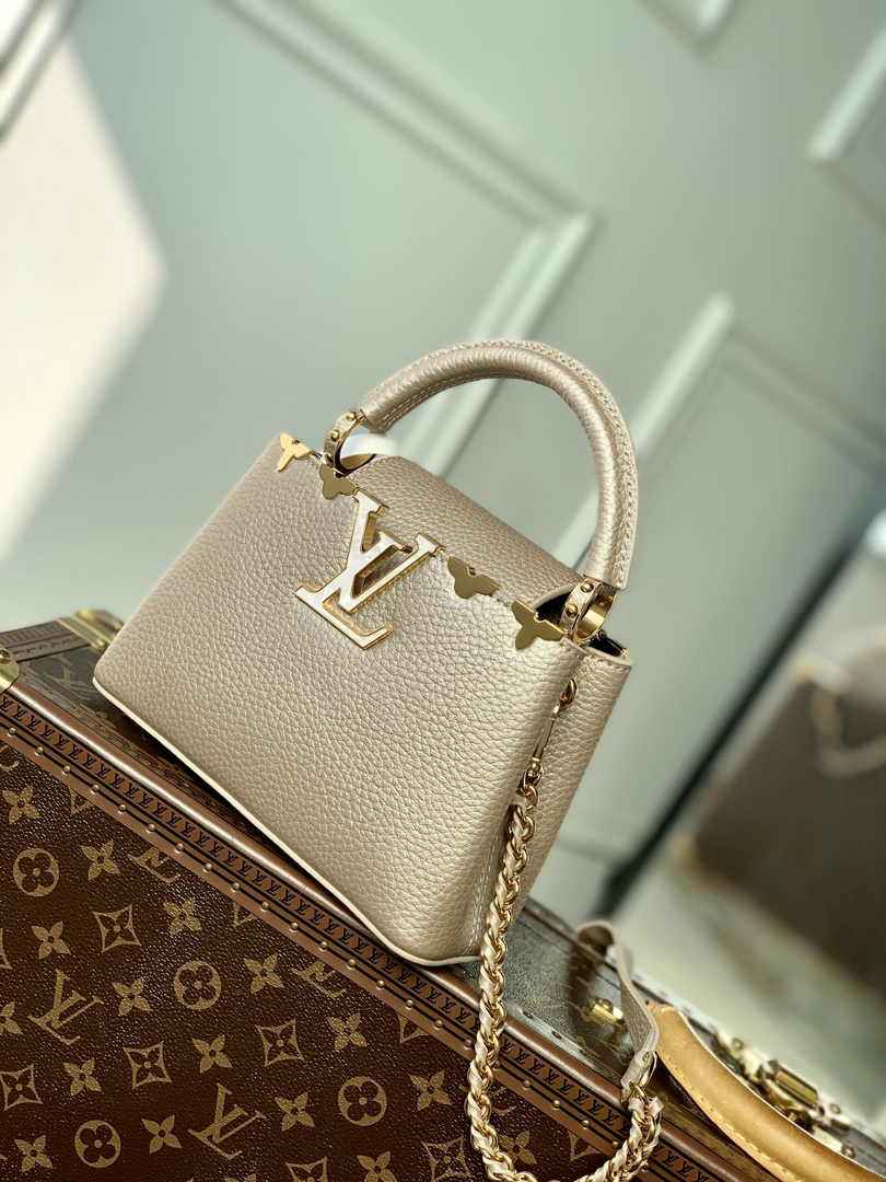 Louis Vuitton Capucines Mini Bag M22436 Gold Taurillon leather