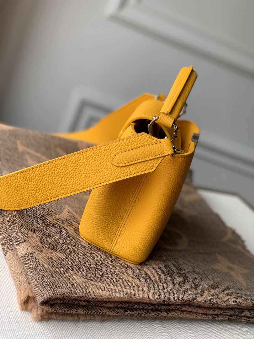 Louis Vuitton Capucines Mini Bag M23703 Orange Leather