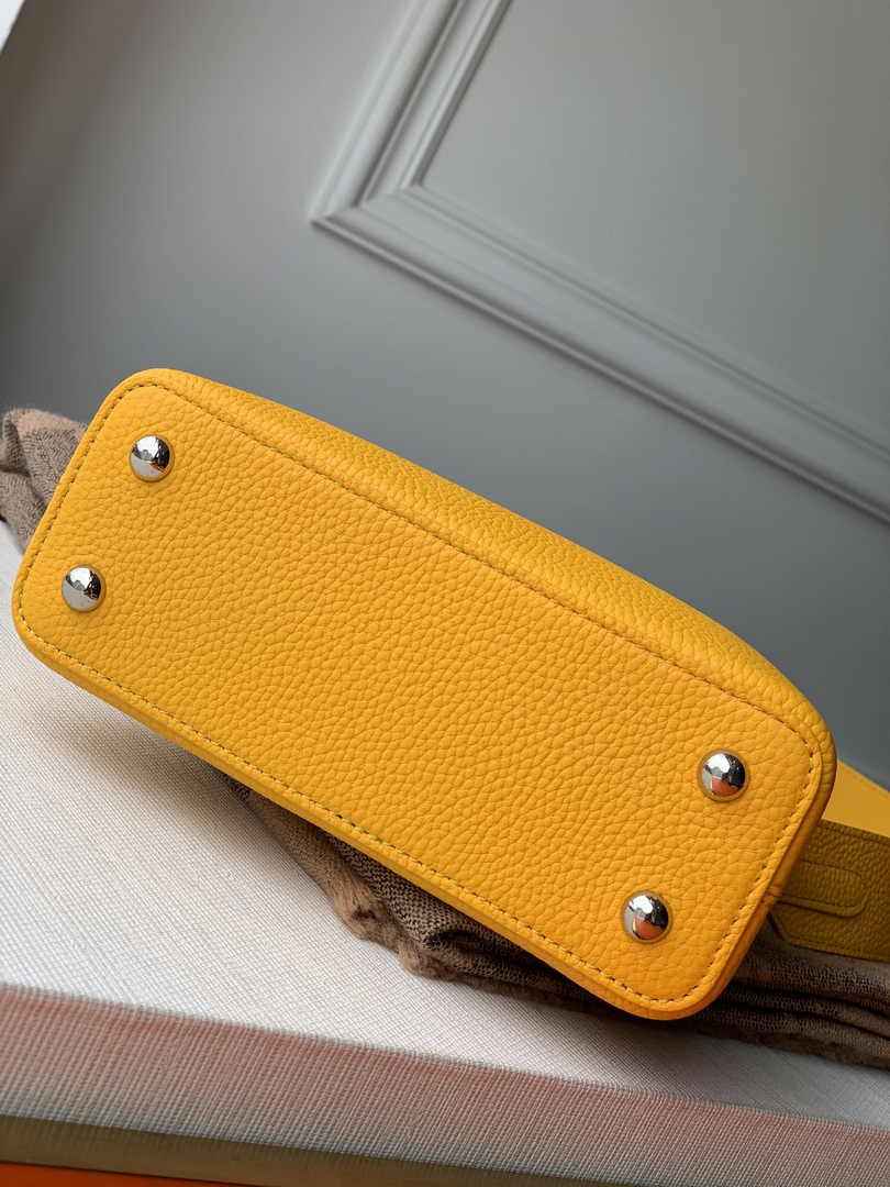Louis Vuitton Capucines Mini Bag M23703 Orange Leather