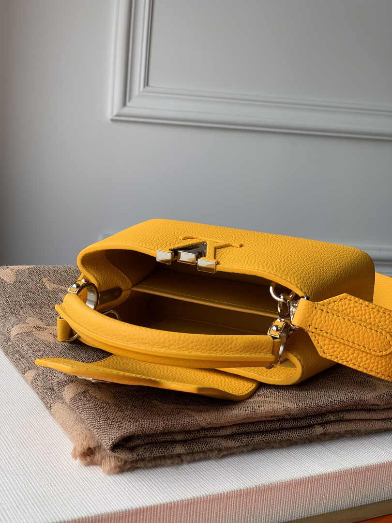 Louis Vuitton Capucines Mini Bag M23703 Orange Leather