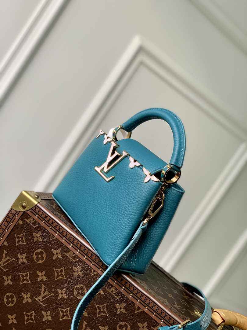 Louis Vuitton Capucines Mini Bag M23766 Green Taurillon leather