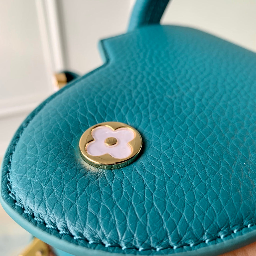 Louis Vuitton Capucines Mini Bag M23766 Green Taurillon leather