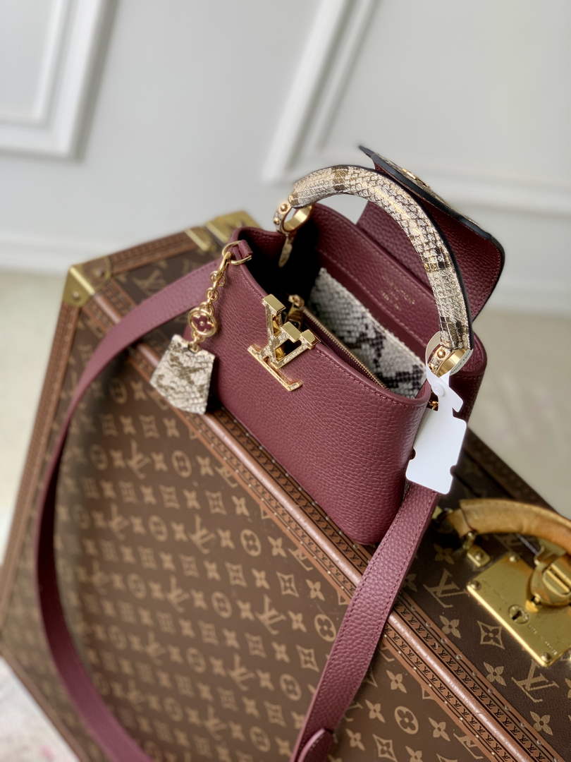Louis Vuitton Capucines Mini Bag, M24729 In Taurillon Leather