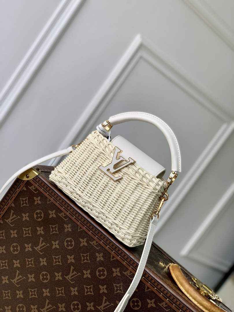 Louis Vuitton Capucines Mini Bag, M26004 White Rattan and cowhide leather