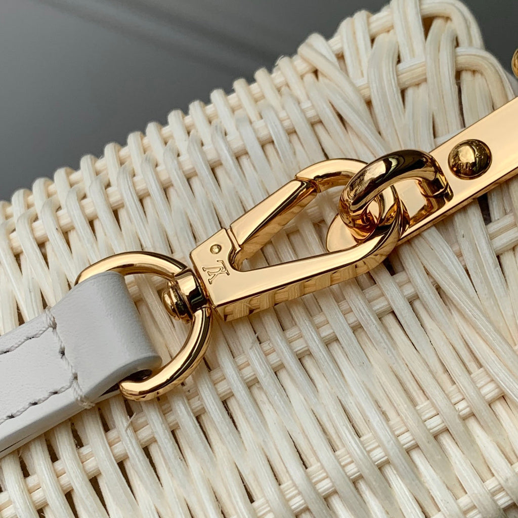Louis Vuitton Capucines Mini Bag, M26004 White Rattan and cowhide leather