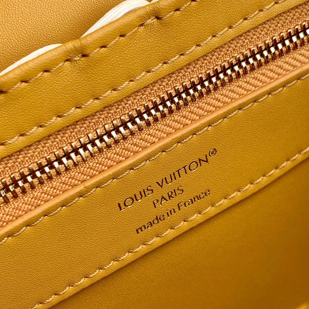 Louis Vuitton Capucines Mini Bag, M14365 Yellow Rattan and cowhide leather