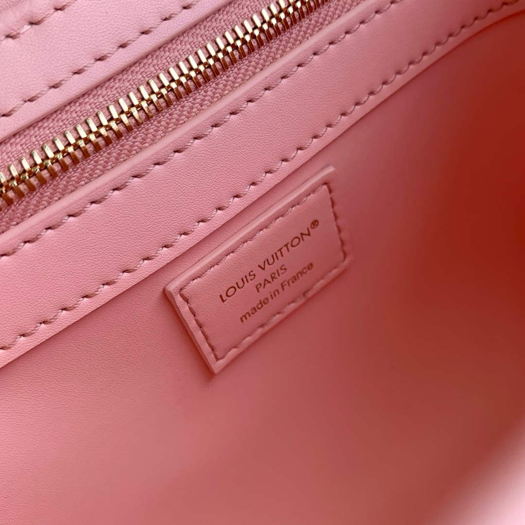 Louis Vuitton Capucines Mini Bag, M28548 Washed Pink Rattan and denim