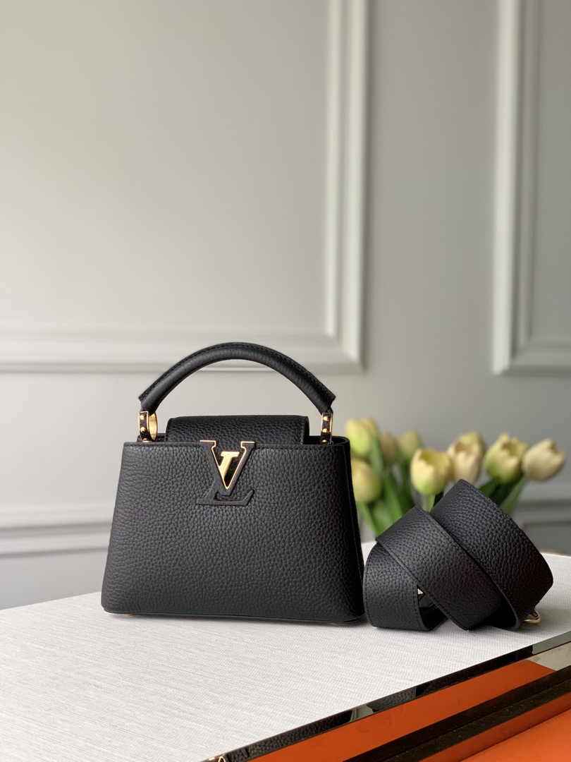 Louis Vuitton Capucines Mini Bag M56071 Black Leather