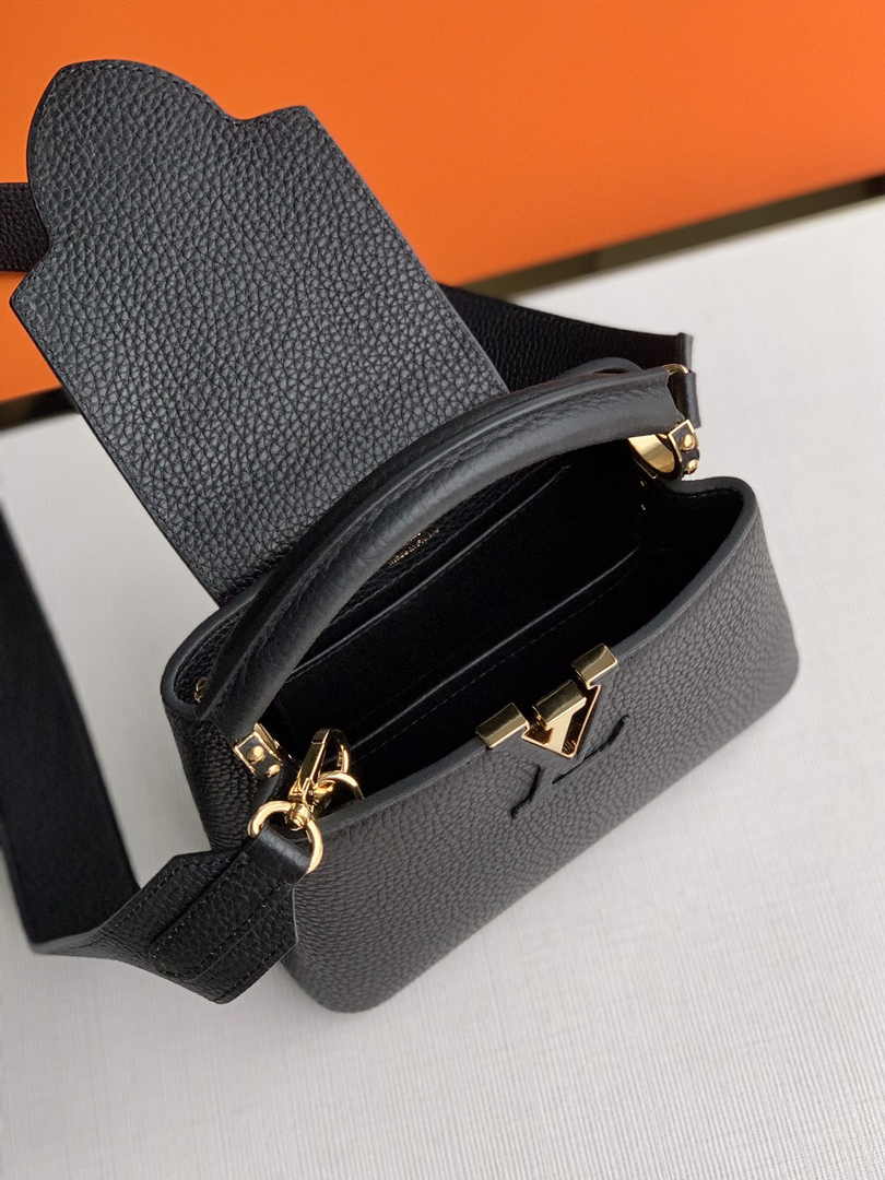 Louis Vuitton Capucines Mini Bag M56071 Black Leather