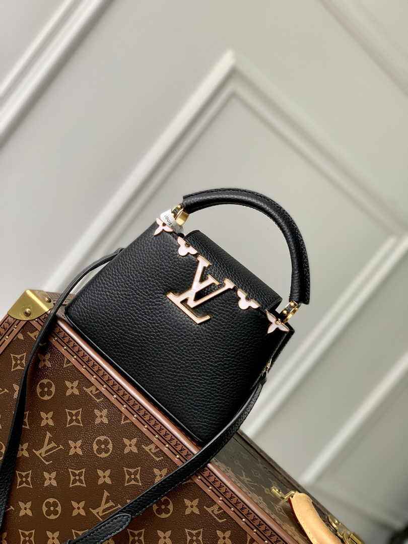 Louis Vuitton Capucines Mini Bag M56669 Black Taurillon leather