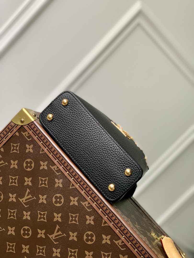 Louis Vuitton Capucines Mini Bag M56669 Black Taurillon leather