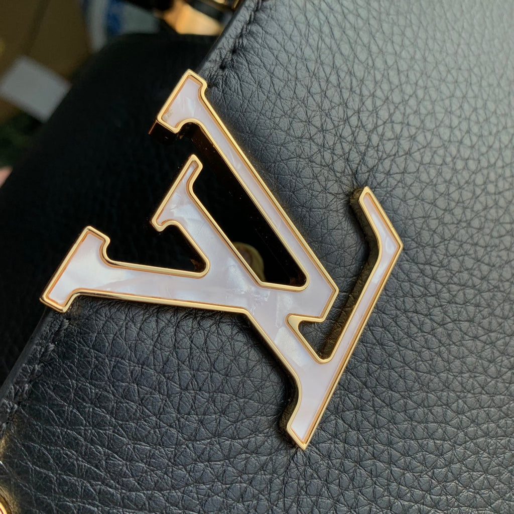 Louis Vuitton Capucines Mini Bag M56669 Black Taurillon leather