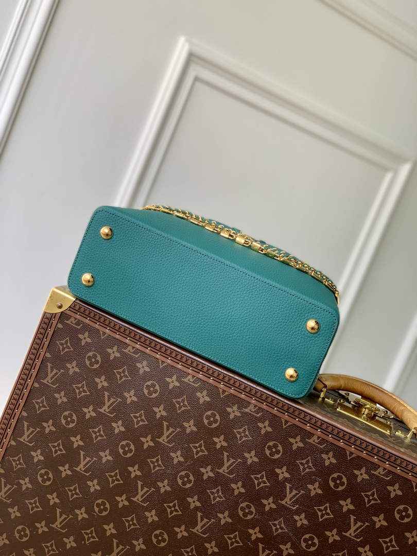 Louis Vuitton Capucines MM Bag, M27035 In Green Taurillon Leather