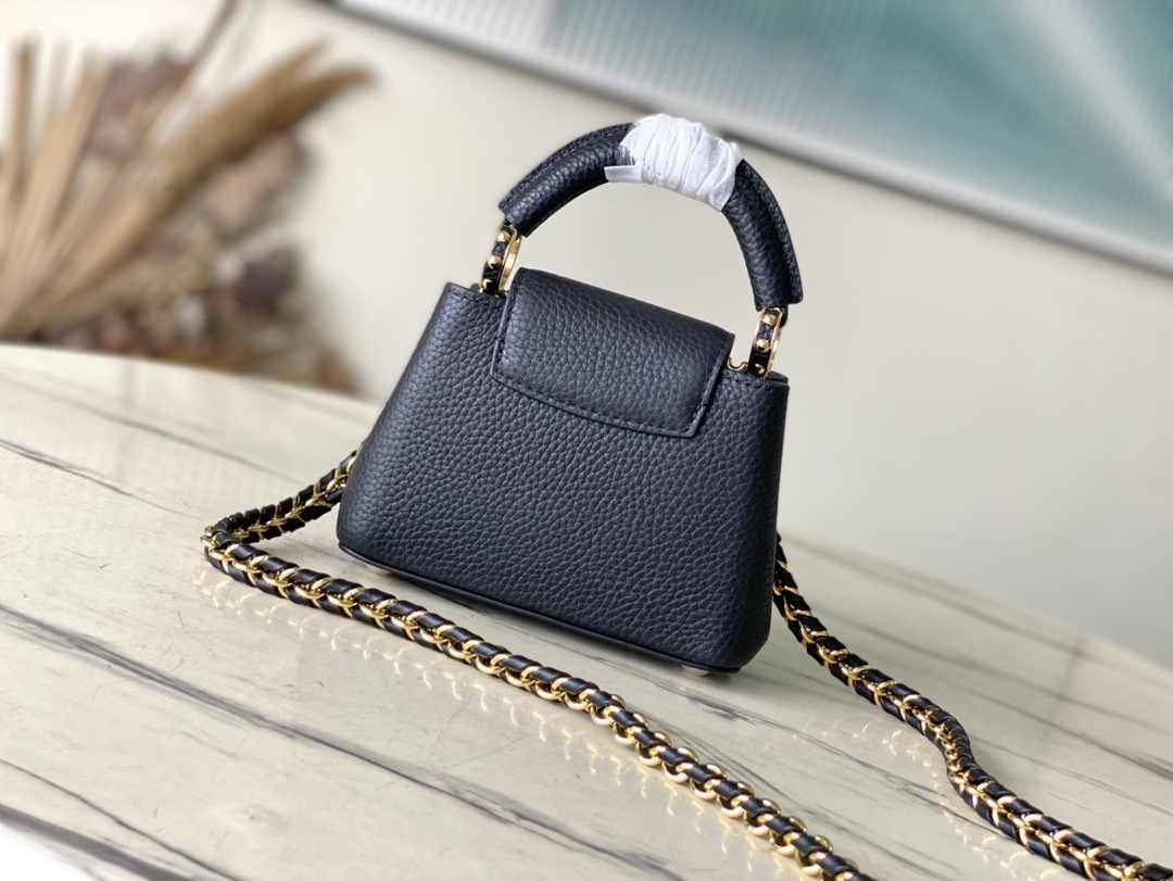 Louis Vuitton Capucines Nano M24583 Black Taurillon leather