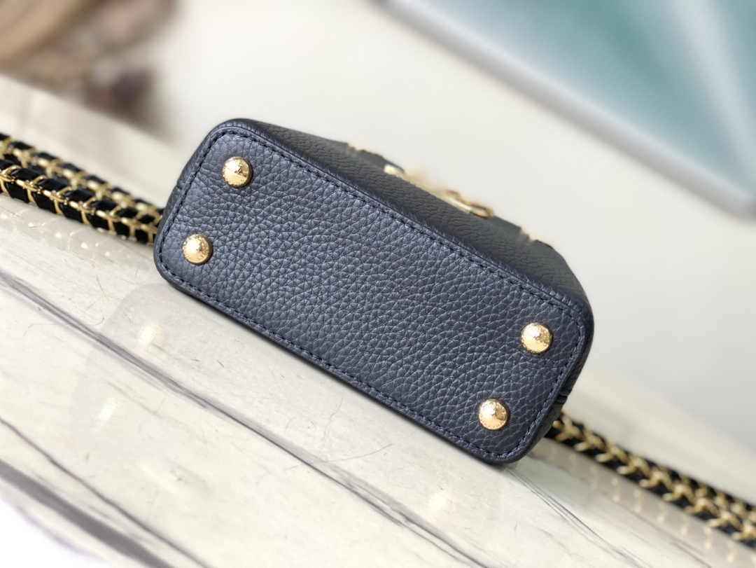 Louis Vuitton Capucines Nano M24583 Black Taurillon leather