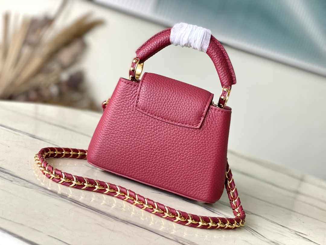 Louis Vuitton Capucines Nano M24583 Red Taurillon leather