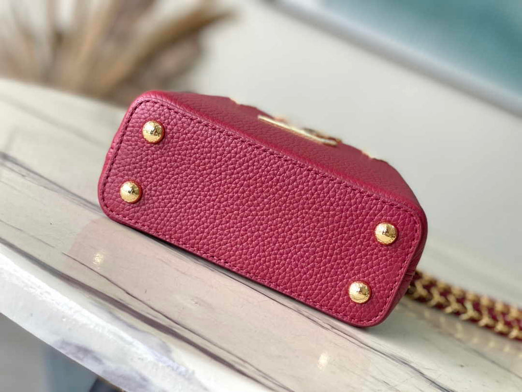 Louis Vuitton Capucines Nano M24583 Red Taurillon leather