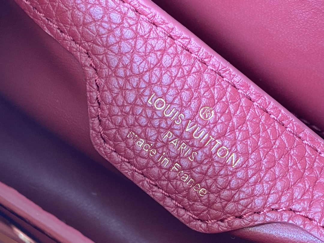 Louis Vuitton Capucines Nano M24583 Red Taurillon leather