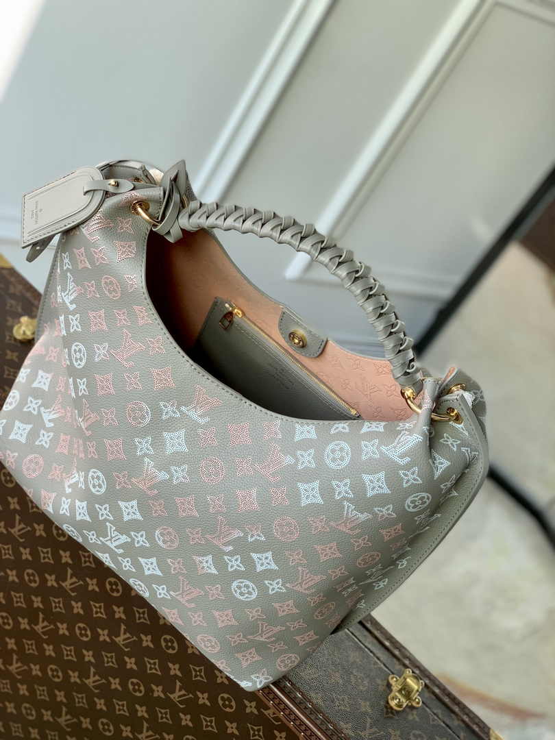 Louis Vuitton Carmel Mahina Leather M12093 - Default Title - View 9