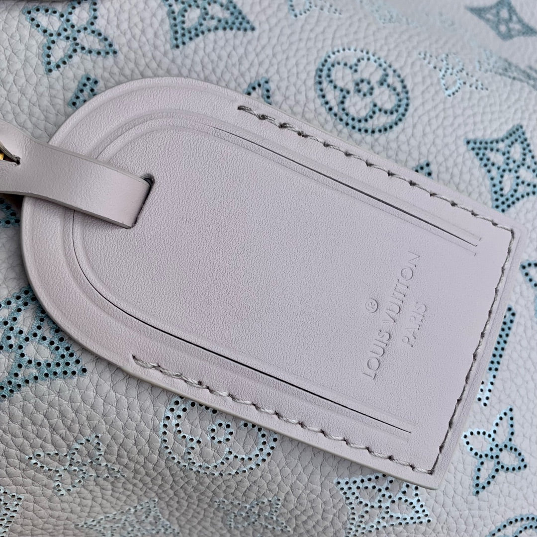 Louis Vuitton Carmel Mahina Leather M23396 - Default Title - View 6