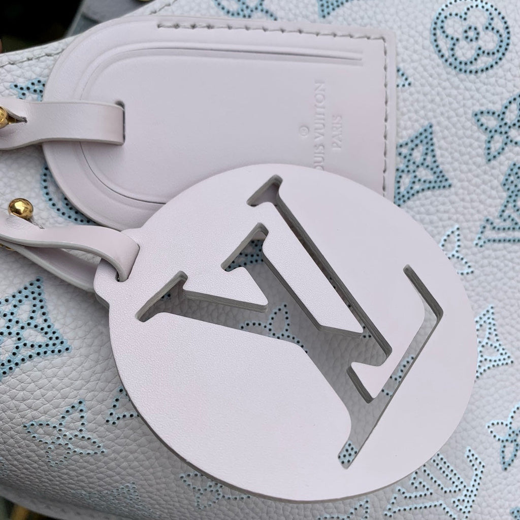 Louis Vuitton Carmel Mahina Leather M23396 - Default Title - View 7
