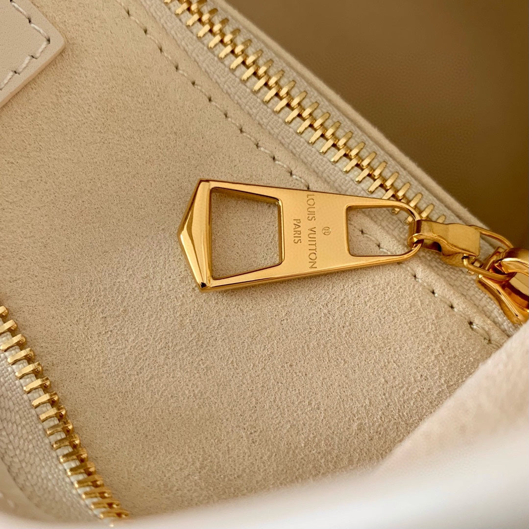 Louis Vuitton CarryAll PM Bag M24652 Pink Leather