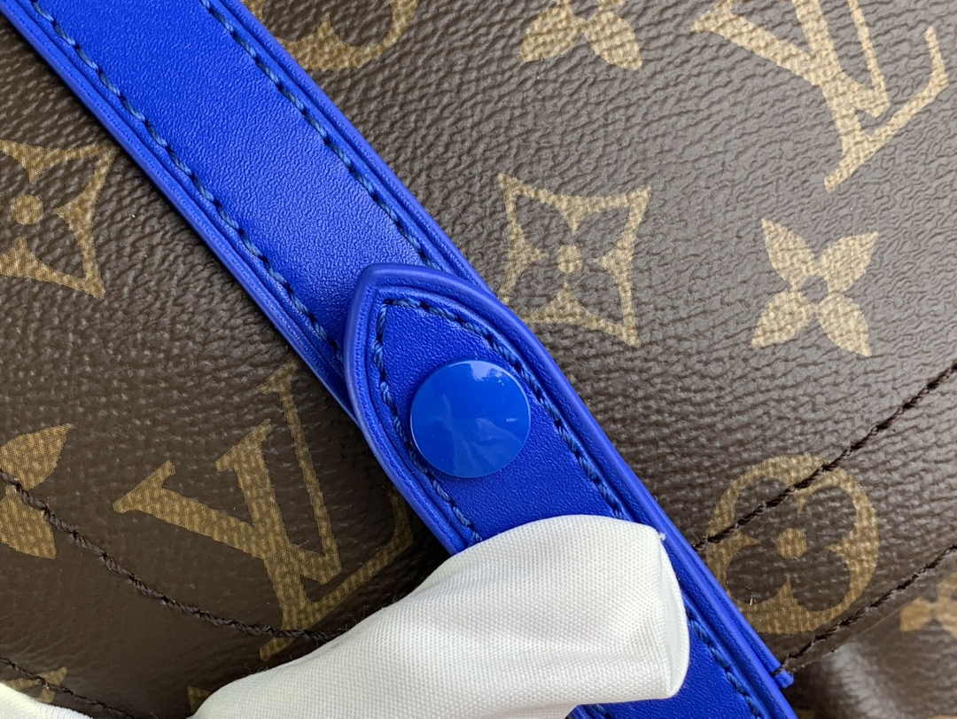 Louis Vuitton Christopher MM M46813 Monogram Canvas Blue