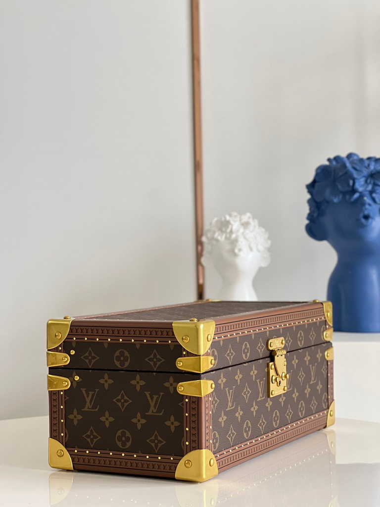 Louis Vuitton Coffret Accessoires Monogram M20209 Red - Default Title - View 4