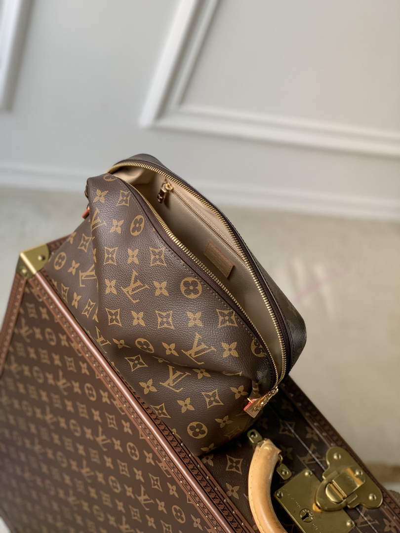 Louis Vuitton Cosmetic Pouch GM M46458