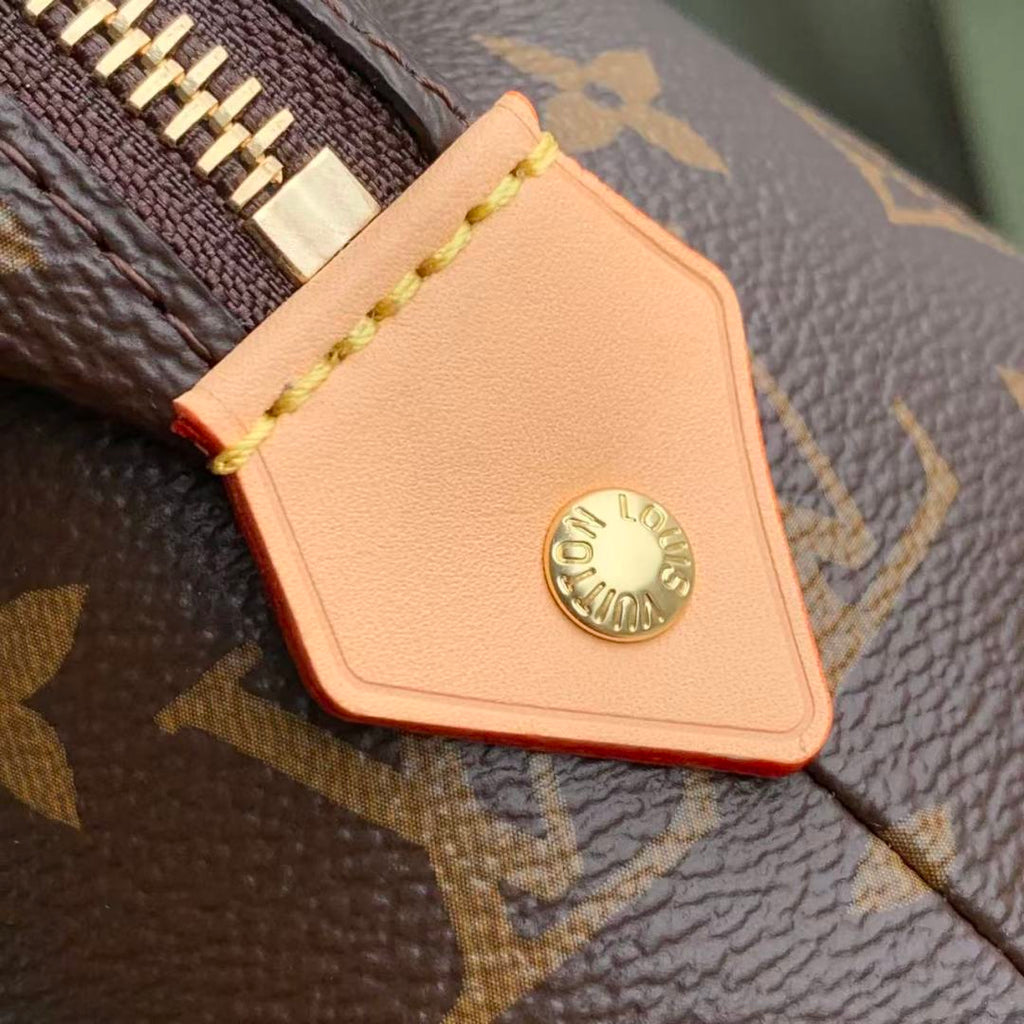 Louis Vuitton Cosmetic Pouch GM M14891 Monogram Canvas